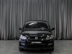 Седан Volkswagen Polo 2016 года, 1015000 рублей, Тюмень