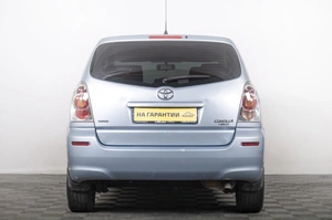 Минивэн Toyota Corolla Verso 2005 года, 689000 рублей, Томск