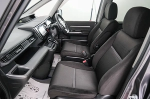 Минивэн Honda Stepwgn Spada 2019 года, 2399000 рублей, Красноярск