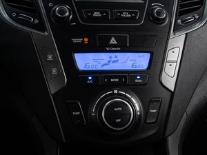 Внедорожник Hyundai Santa Fe 2012 года, 1599000 рублей, Тюмень