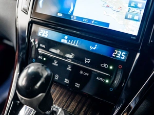 Внедорожник Toyota Harrier 2017 года, 2495000 рублей, Красноярск