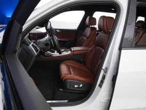 Внедорожник BMW X7 2023 года, 11999999 рублей, Москва