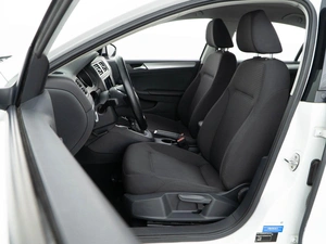 Седан Volkswagen Jetta 2016 года, 1577077 рублей, Москва