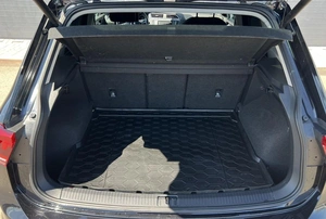 Внедорожник Volkswagen Tiguan 2017 года, 2135000 рублей, Солонцы