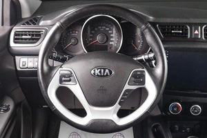 Седан Kia Rio 2017 года, 1099000 рублей, Тюмень