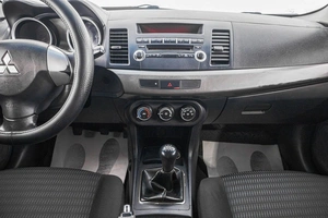 Седан Mitsubishi Lancer 2012 года, 699000 рублей, Барнаул