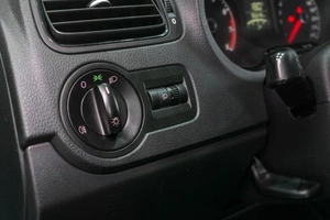 Седан Volkswagen Polo 2015 года, 989000 рублей, Петрозаводск