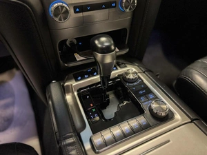 Внедорожник Toyota Land Cruiser 2017 года, 5897000 рублей, Красноярск