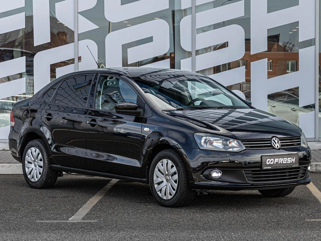 Седан Volkswagen Polo 2012 года, 853000 рублей, Краснодар