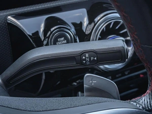 Седан Mercedes-benz CLA-класс 2019 года, 3130000 рублей, Краснодар