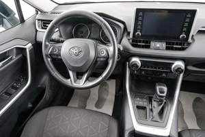 Внедорожник Toyota RAV4 2020 года, 3259000 рублей, Красноярск