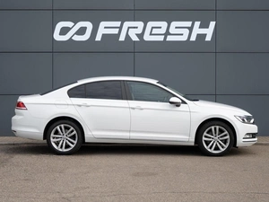 Седан Volkswagen Passat 2015 года, 1925000 рублей, Краснодар