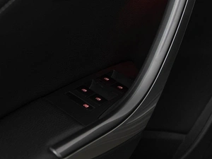 Хетчбэк Opel Astra 2012 года, 949999 рублей, Москва