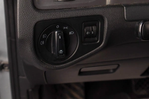 Хетчбэк Volkswagen Golf 2013 года, 1289000 рублей, Челябинск