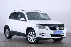 Внедорожник Volkswagen Tiguan 2009 года, 989000 рублей, Омск
