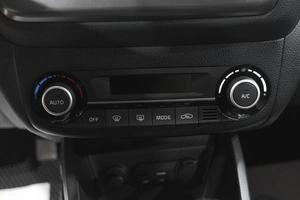 Седан Kia Rio 2017 года, 1249000 рублей, Новокузнецк