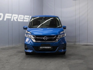 Минивэн Nissan Serena 2018 года, 1930000 рублей, Омск