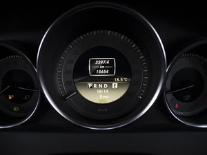 Седан Mercedes-benz C-класс 2012 года, 1800000 рублей, Омск