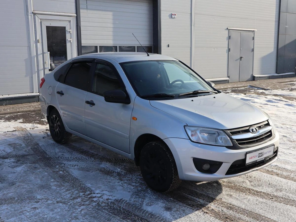 Лифтбек ВАЗ (LADA) Granta 2017 года, 620000 рублей, Железногорск