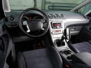 Минивэн Ford S-MAX 2006 года, 677000 рублей, Воронеж