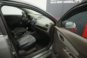 Седан Chevrolet Cobalt 2013 года, 940000 рублей, Курск