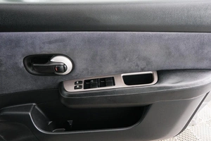 Седан Nissan Tiida 2004 года, 689000 рублей, Красноярск