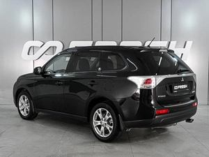Внедорожник Mitsubishi Outlander 2012 года, 1660000 рублей, Аксай