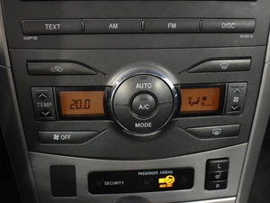 Седан Toyota Corolla 2008 года, 729900 рублей, Казань