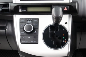 Минивэн Toyota Wish 2015 года, 1799000 рублей, Оренбург