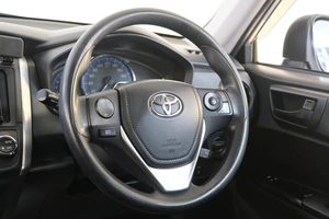 Универсал Toyota Corolla Fielder 2015 года, 1479000 рублей, Омск