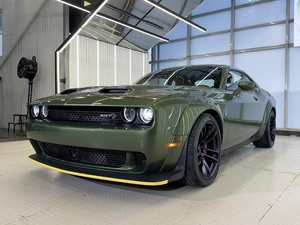 Купе Dodge Challenger SRT 2023 года, 15999999 рублей, Москва