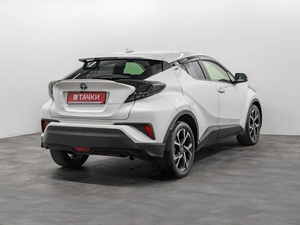Внедорожник Toyota C-HR 2017 года, 1890000 рублей, Красноярск
