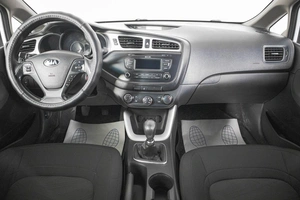 Хетчбэк Kia Ceed 2013 года, 979000 рублей, Кемерово