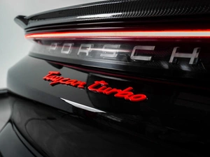 Седан Porsche Taycan 2020 года, 8350000 рублей, Тюмень
