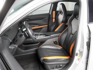 Лифтбек Changan UNI-V 2023 года, 2455000 рублей, Красный Пахарь