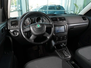 Внедорожник Skoda Yeti 2011 года, 797000 рублей, Тверь