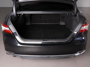 Седан Toyota Camry 2023 года, 3499000 рублей, Красный Пахарь