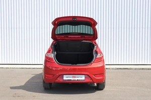 Хэтчбек Hyundai Solaris 2011 года, 670000 рублей, Брянск