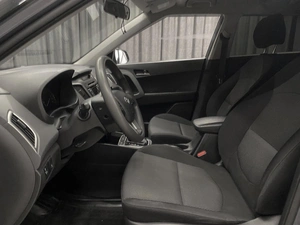 Минивэн Toyota Voxy 2017 года, 2000000 рублей, Красноярск