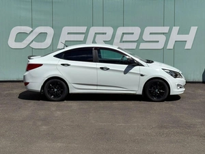 Седан Hyundai Solaris 2015 года, 719000 рублей, Кропоткин