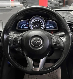Хетчбэк Mazda Axela 2015 года, 1297000 рублей, Красноярск
