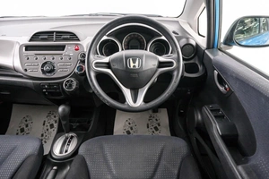 Хетчбэк Honda Fit 2008 года, 659000 рублей, Красноярск