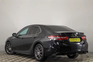 Седан Toyota Camry 2018 года, 2739000 рублей, Пермь