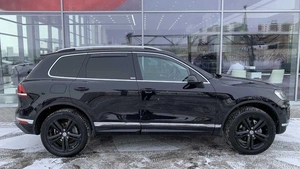 Внедорожник Volkswagen Touareg 2016 года, 2560000 рублей, Солонцы