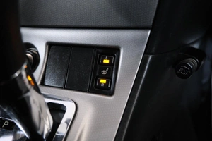 Седан Toyota Corolla 2004 года, 749000 рублей, Омск