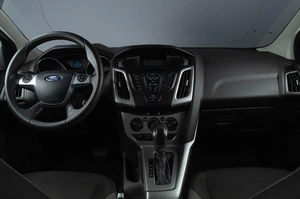 Хетчбэк Ford Focus 2012 года, 879000 рублей, Челябинск