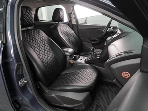 Хетчбэк Ford Focus 2011 года, 899000 рублей, Воронеж