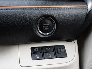 Минивэн Toyota Sienta 2019 года, 1680000 рублей, Краснодар