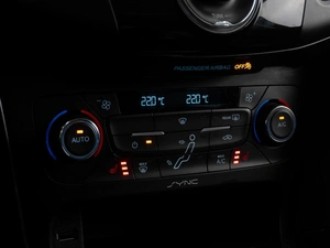 Седан Ford Focus 2017 года, 1179000 рублей, Тюмень