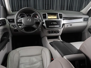 Внедорожник Mercedes-benz M-класс 2012 года, 2399000 рублей, Тюмень